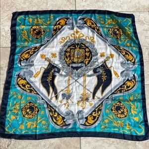 St. Michael’s Italy scarf 100% polyester